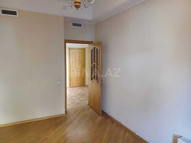 Сдаётся 3-комн. офис 125 м², м. Сахил, photo 10 from 15