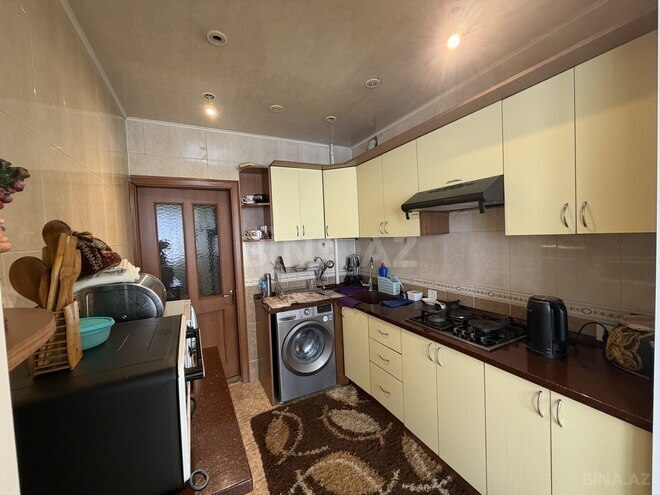 Продаётся 2-комн. вторичка 80 м², м. Элмляр Академиясы, photo 17 from 24