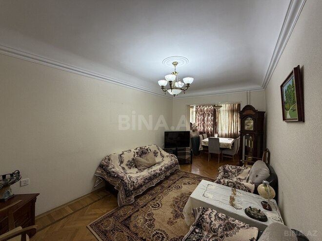 Продаётся 2-комн. вторичка 80 м², м. Элмляр Академиясы, photo 3 from 24