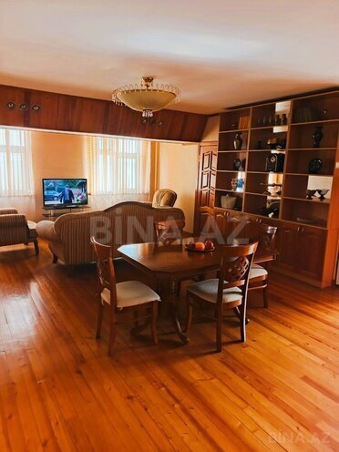 Продаётся 3-комн. вторичка 70 м², м. 28 мая, photo 3 from 18