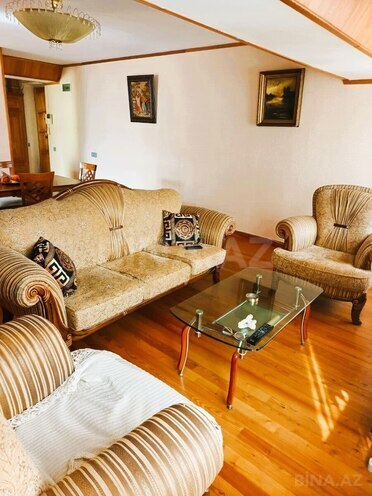 Продаётся 3-комн. вторичка 70 м², м. 28 мая, photo 4 from 18