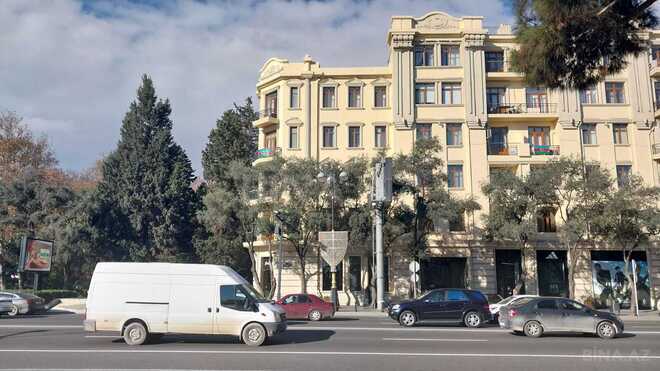 Satılır 3 otaqlı köhnə tikili 150 m², Sahil m., photo 3 from 29
