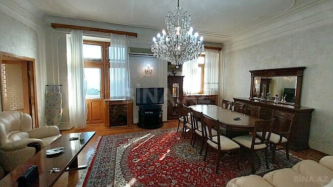 Satılır 3 otaqlı köhnə tikili 150 m², Sahil m., photo 4 from 29
