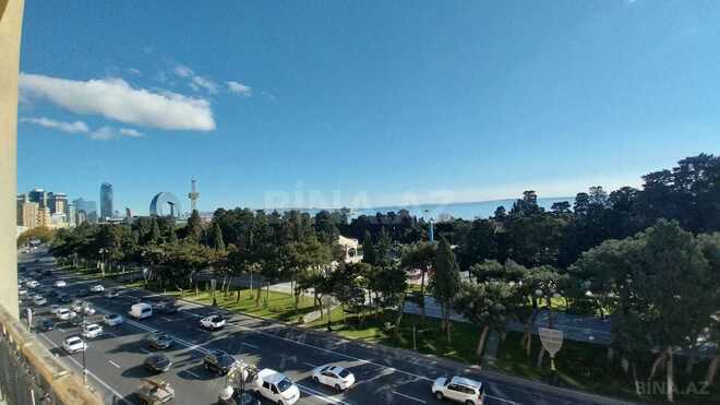 Satılır 3 otaqlı köhnə tikili 150 m², Sahil m., photo 9 from 29