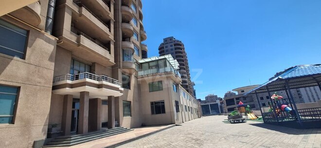 Сдаётся 3-комн. новостройка 131 м², м. 28 мая, photo 15 from 17