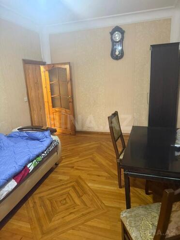 Satılır 2 otaqlı köhnə tikili 33 m², Memar Əcəmi m., photo 1 from 11