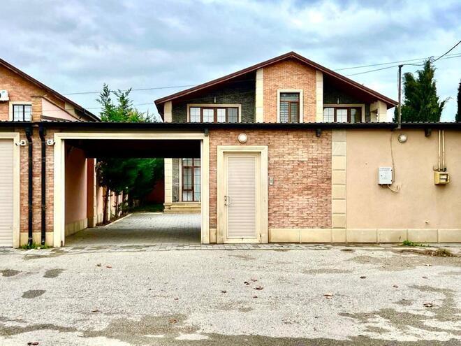 Satılır 5 otaqlı həyət evi/bağ evi 220 m², Buzovna q., photo 1 from 30