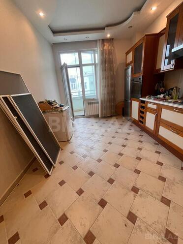 Satılır 4 otaqlı yeni tikili 190 m², 28 May m., photo 12 from 22
