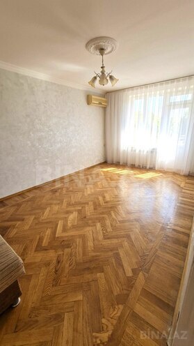Satılır 1 otaqlı köhnə tikili 35 m², Elmlər Akademiyası m., photo 1 from 9