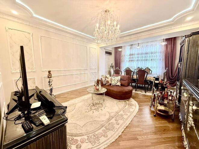 Satılır 4 otaqlı yeni tikili 160 m², İnşaatçılar m., photo 1 from 21