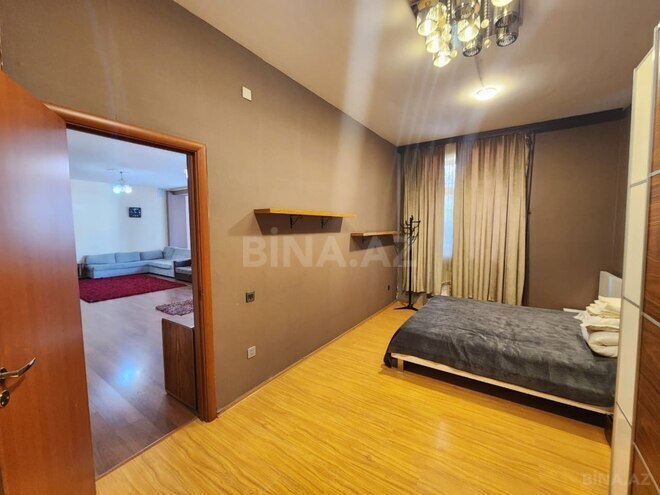 Продаётся 3-комн. новостройка 135 м², м. Низами, photo 6 from 17