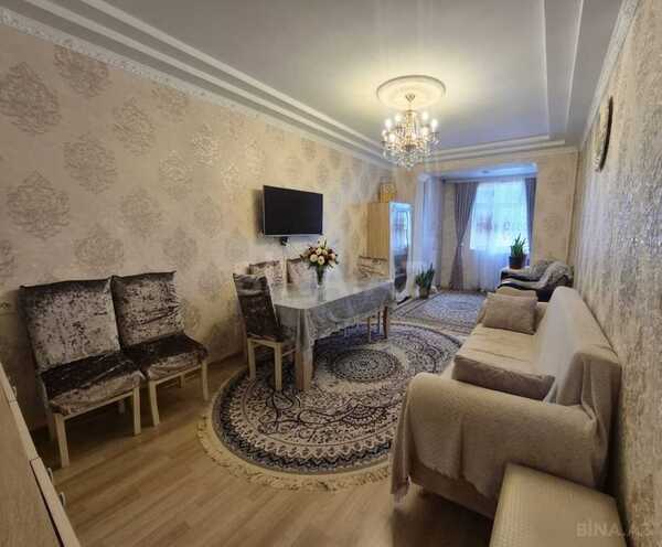 Satılır 3 otaqlı köhnə tikili 72 m², photo 1 from 12
