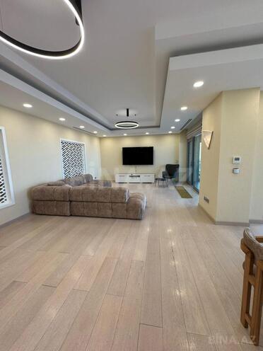 Сдаётся 2-комн. новостройка 115 м², м. Ичеришехер, photo 1 from 8