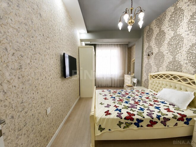 Продаётся 3-комн. новостройка 115 м², м. Кара Караев, photo 4 from 10