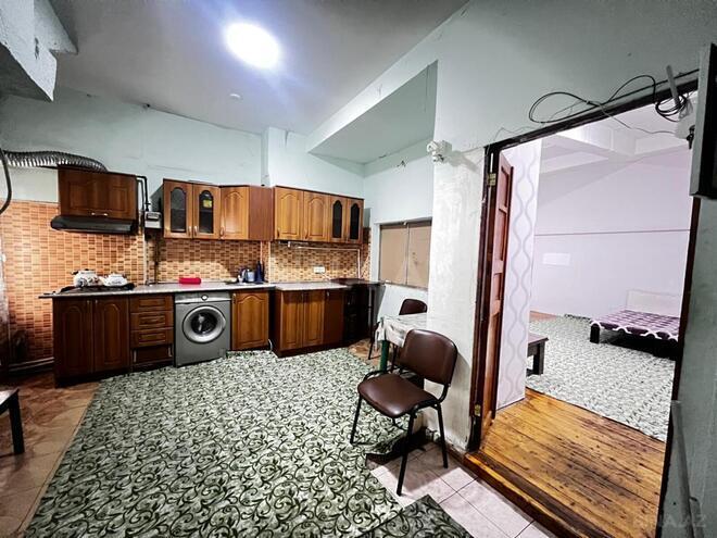 İcarəyə verilir 1 otaqlı köhnə tikili 55 m², 28 May m., photo 1 from 7