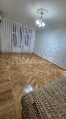 Satılır 1 otaqlı köhnə tikili 35 m², Elmlər Akademiyası m., photo 3 from 9