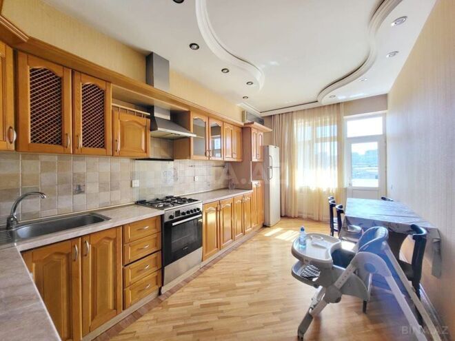 İcarəyə verilir 3 otaqlı yeni tikili 130 m², Nizami m., photo 13 from 19