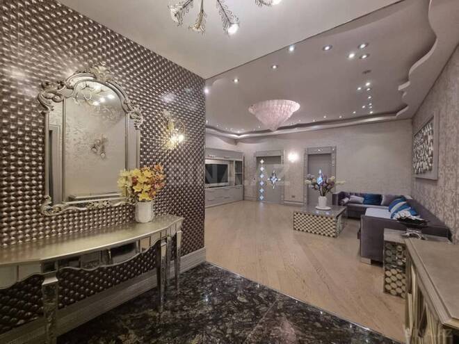 Продаётся 4-комн. новостройка 239 м², м. Низами, photo 16 from 32