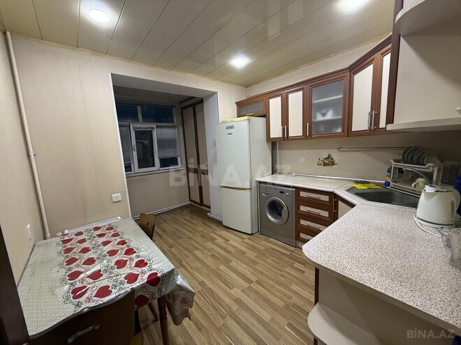 Satılır 4 otaqlı köhnə tikili 100 m², Azadlıq Prospekti m., photo 12 from 17