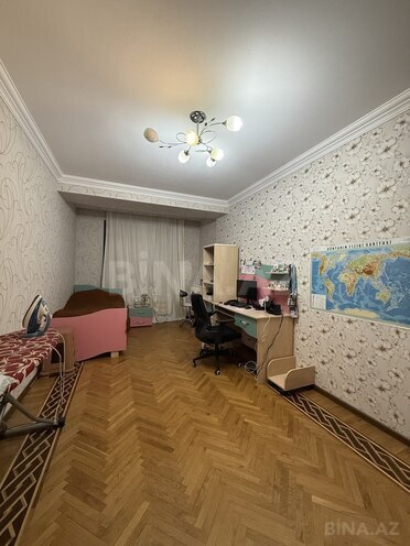 Satılır 4 otaqlı köhnə tikili 120.3 m², Bayıl q., photo 8 from 19
