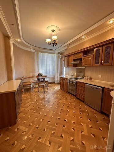 Satılır 3 otaqlı yeni tikili 140 m², İnşaatçılar m., photo 12 from 15