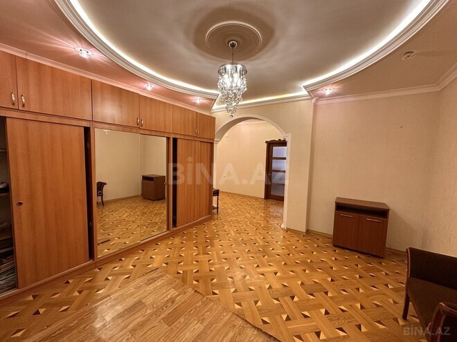Satılır 3 otaqlı yeni tikili 140 m², İnşaatçılar m., photo 3 from 15