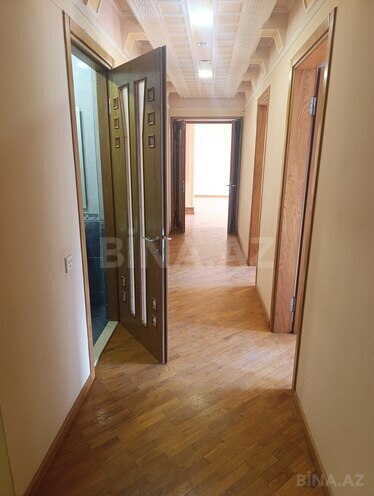 Продаётся 3-комн. вторичка 137 м², м. 28 мая, photo 3 from 27