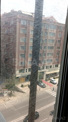 İcarəyə verilir 3 otaqlı köhnə tikili 85 m², Gənclik m., photo 1 from 15