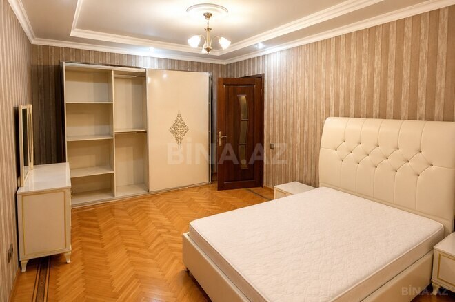 İcarəyə verilir 3 otaqlı köhnə tikili 85 m², Gənclik m., photo 8 from 15