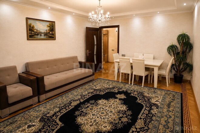 İcarəyə verilir 3 otaqlı köhnə tikili 85 m², Gənclik m., photo 5 from 15