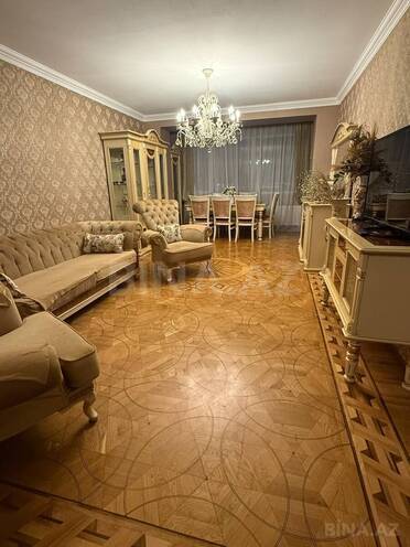 Продаётся 4-комн. вторичка 125 м², Сабаильский р., photo 1 from 18