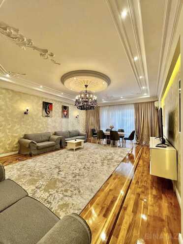 Продаётся 3-комн. новостройка 150 м², м. 20 января, photo 1 from 9