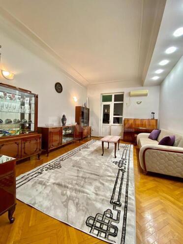İcarəyə verilir 2 otaqlı köhnə tikili 60 m², Elmlər Akademiyası m., photo 1 from 12