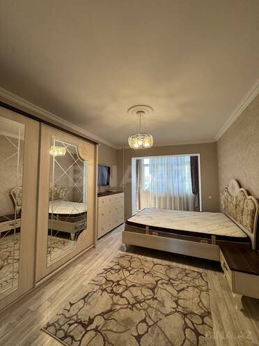 Продаётся 3-комн. вторичка 85 м², м. Элмляр Академиясы, photo 7 from 18