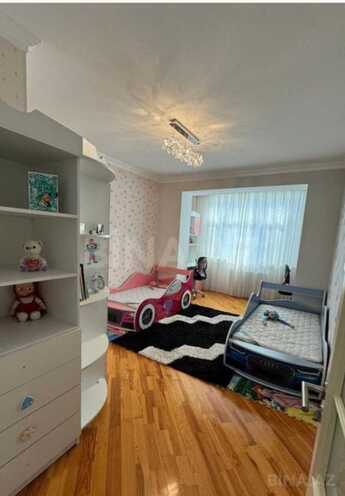 Satılır 4 otaqlı köhnə tikili 110 m², İnşaatçılar m., photo 8 from 10