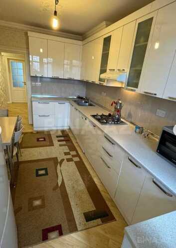 Satılır 4 otaqlı köhnə tikili 110 m², İnşaatçılar m., photo 9 from 10
