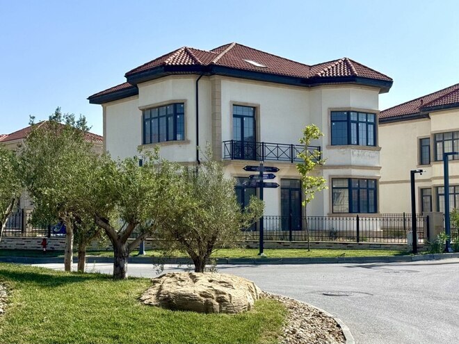 Satılır 8 otaqlı həyət evi/bağ evi 390 m², Sea Breeze q., photo 1 from 27