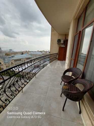 İcarəyə verilir 3 otaqlı yeni tikili 120 m², İçəri Şəhər m., photo 5 from 24