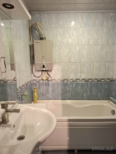 Satılır 3 otaqlı köhnə tikili 70 m², Sahil m., photo 15 from 19