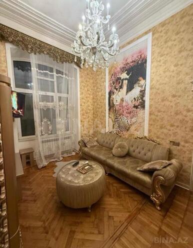 İcarəyə verilir 2 otaqlı köhnə tikili 70 m², Sahil m., photo 3 from 16