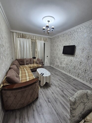 Сдаётся 2-комн. вторичка 55 м², пос. Гюнешли, photo 1 from 13