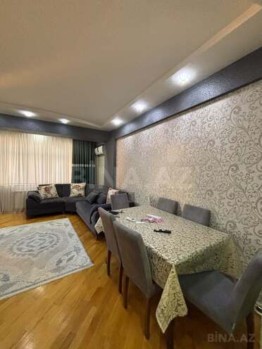 Сдаётся 2-комн. новостройка 70 м², м. Кара Караев, photo 1 from 18