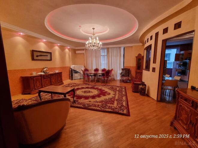Сдаётся 4-комн. новостройка 210 м², Насиминский  р., photo 1 from 11