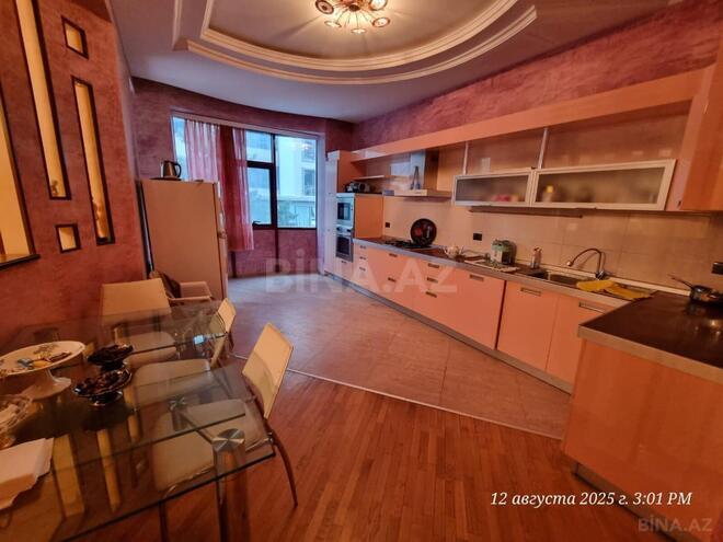 Сдаётся 4-комн. новостройка 210 м², Насиминский  р., photo 6 from 11
