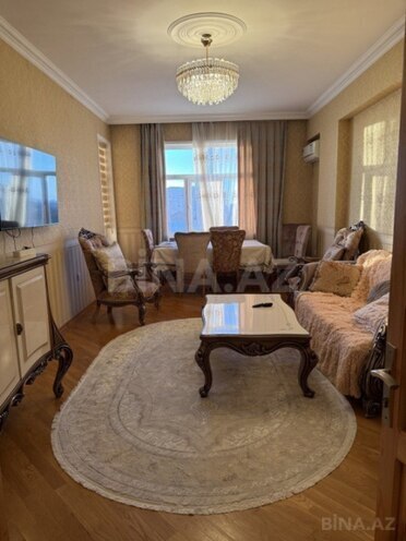 Сдаётся 2-комн. новостройка 90 м², м. Нефтчиляр, photo 1 from 10