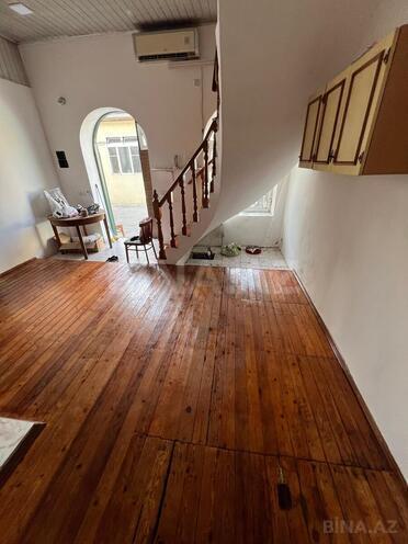İcarəyə verilir 5 otaqlı həyət evi/bağ evi 140 m², İnşaatçılar m., photo 3 from 25