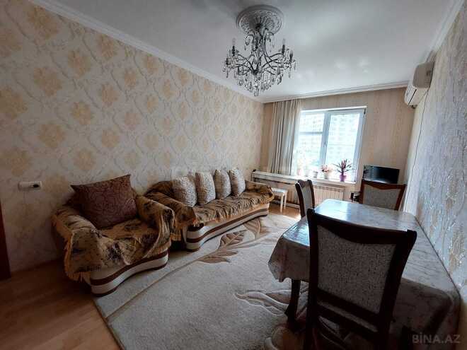 Сдаётся 3-комн. вторичка 80 м², м. 8 ноября, photo 1 from 12