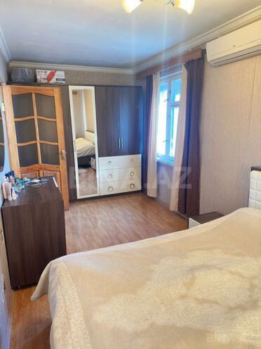 Продаётся 2-комн. вторичка 50 м², м. Нефтчиляр, photo 3 from 7