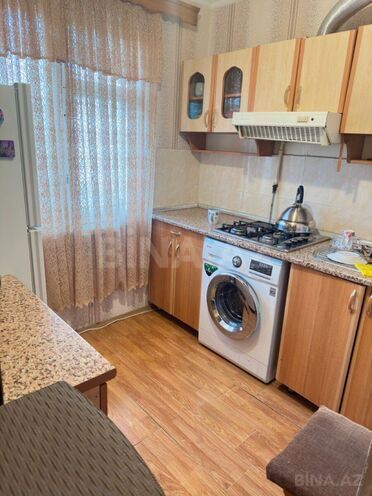 Продаётся 2-комн. вторичка 50 м², м. Нефтчиляр, photo 4 from 7