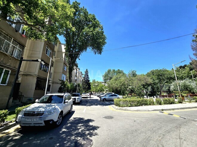 Satılır 1 otaqlı köhnə tikili 40 m², Həzi Aslanov m., photo 1 from 10